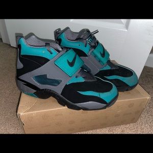 Nike Air Diamond Turf